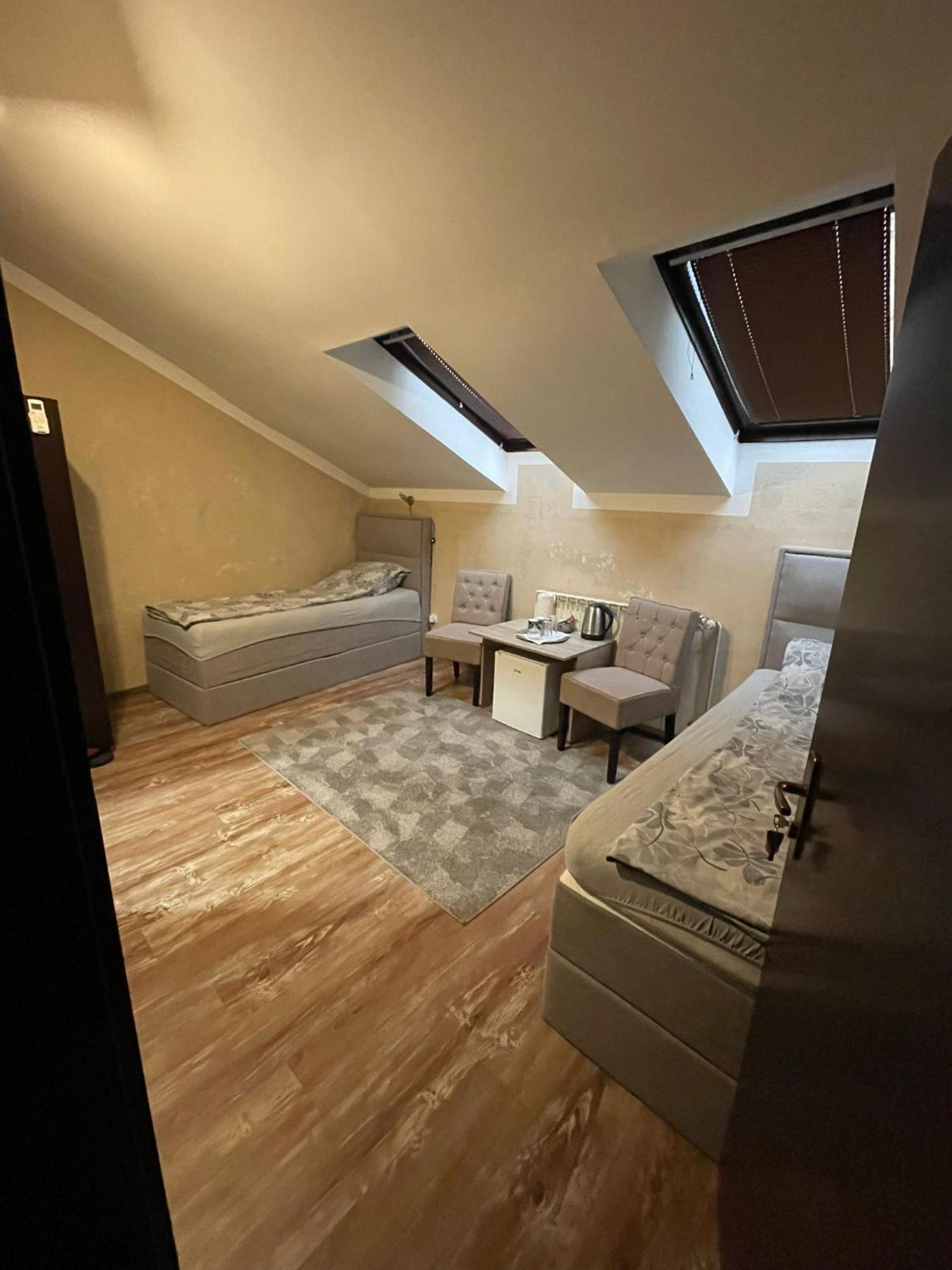 Al-Dino Hotel Szarajevó Kültér fotó